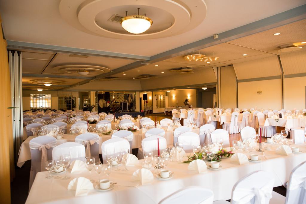 Hotel Ostfriesen Hof Leer Ngoại thất bức ảnh