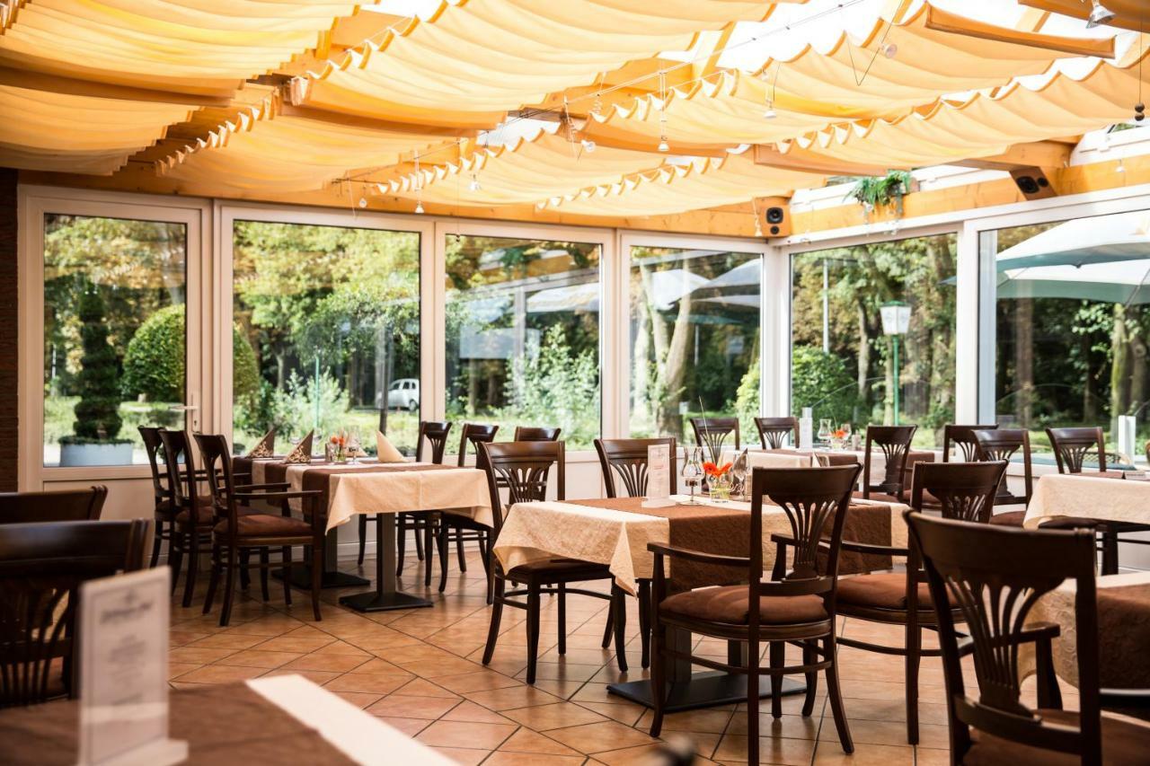 Hotel Ostfriesen Hof Leer Ngoại thất bức ảnh