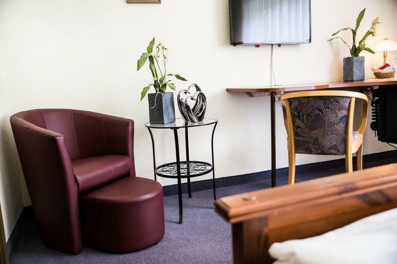 Hotel Ostfriesen Hof Leer Ngoại thất bức ảnh
